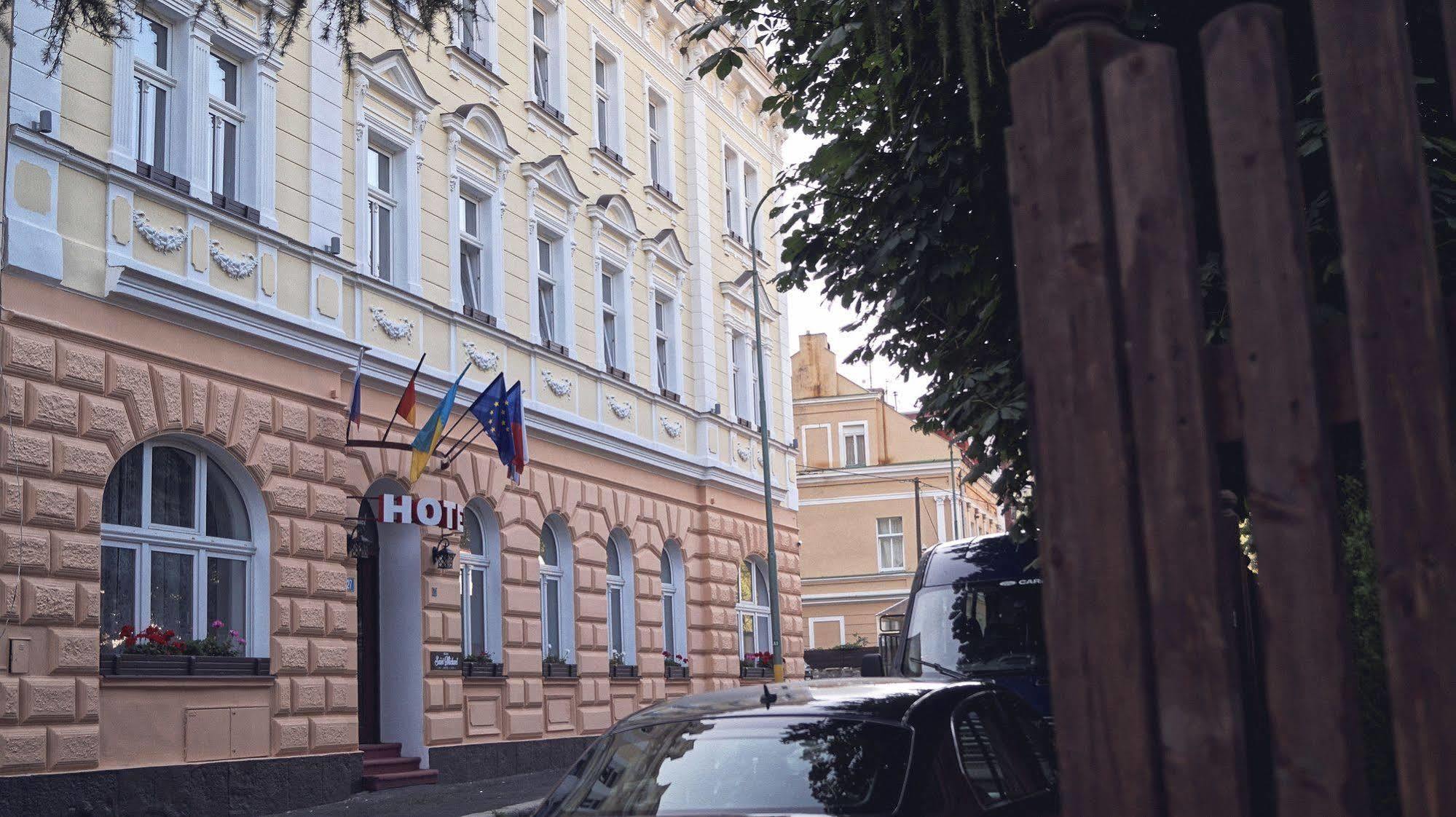 Hotel St.Michael Karlovy Vary Bagian luar foto