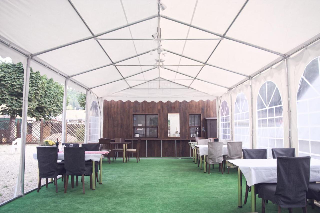 Hotel St.Michael Karlovy Vary Bagian luar foto